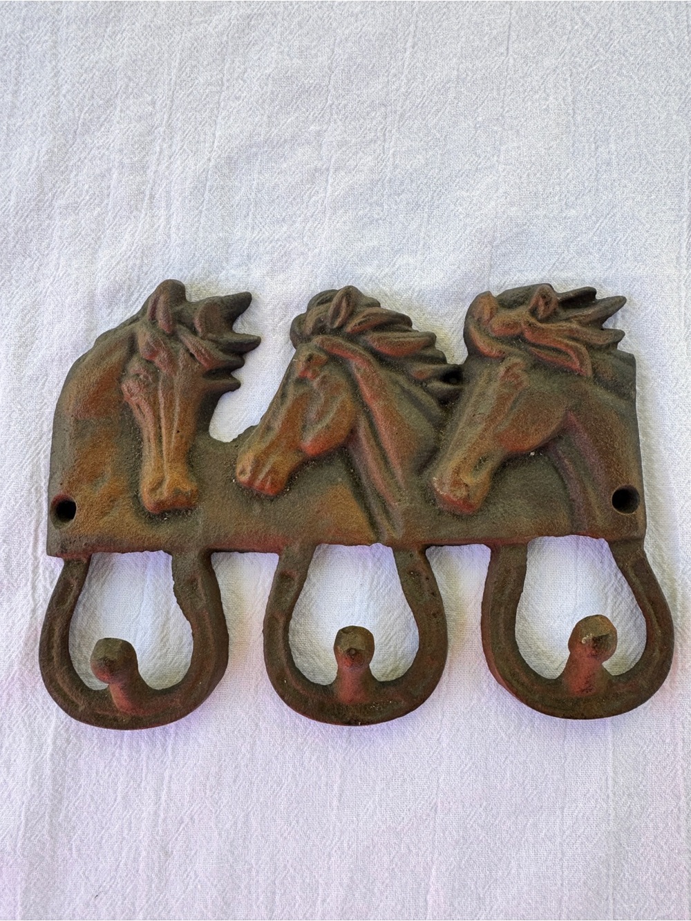 Vintage Rustic 3-Hook Horse Wall Rack